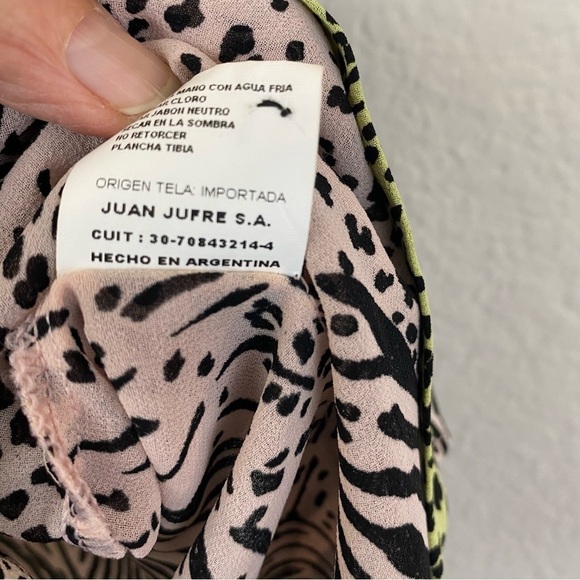 Clara Ibarguren SheerTan, Black, Green Mixed Animal Print Sleeveless Blouse 12 - Picture 8 of 8